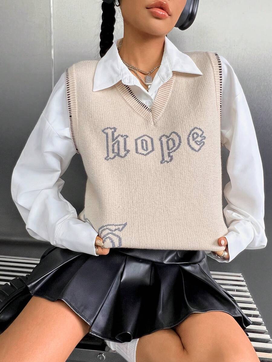 SHEIN EZwear 字母圖案毛衣背心不帶襯衫 - 米色 - 查看 1