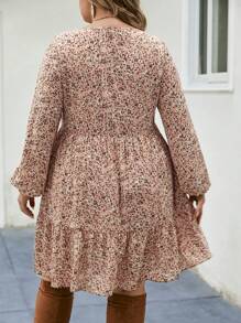 SHEIN LUNE Plus Fall Outfits Ditsy Print Lantern Sleeve Ruffle Hem Smock Dress For Fall Fall Women Clothes,Beach Dress Sundress,Holiday Outfits Boho - Multicolor - View 2