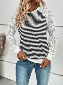EMERY ROSE Striped Print Contrast Lace Raglan Sleeve Sweatshirt Graduation,Back To School Outfits,Graduation,Teacher Outfits For Women,Back To School Pullover Fall Outfit - Black and White - View 5