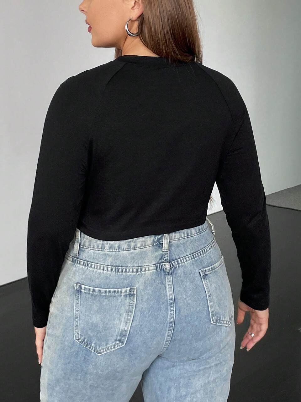 Plus Slogan Graphic Raglan Sleeve Crop Tee