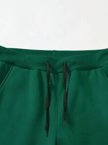 Manfinity Nam Đồ họa Chữ cái Eo dây rút Quần thể thao - Màu xanh lá cây đậm - Xem 3