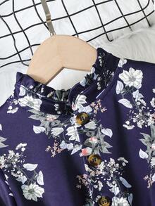 SHEIN Young Girl Allover Floral Print Flare Sleeve Dress - Blue - View 7