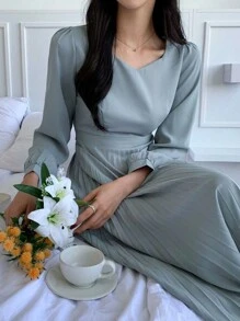 DAZY Chất rắn Viền xếp Váy chữ A - Màu xanh lam - Xem 8