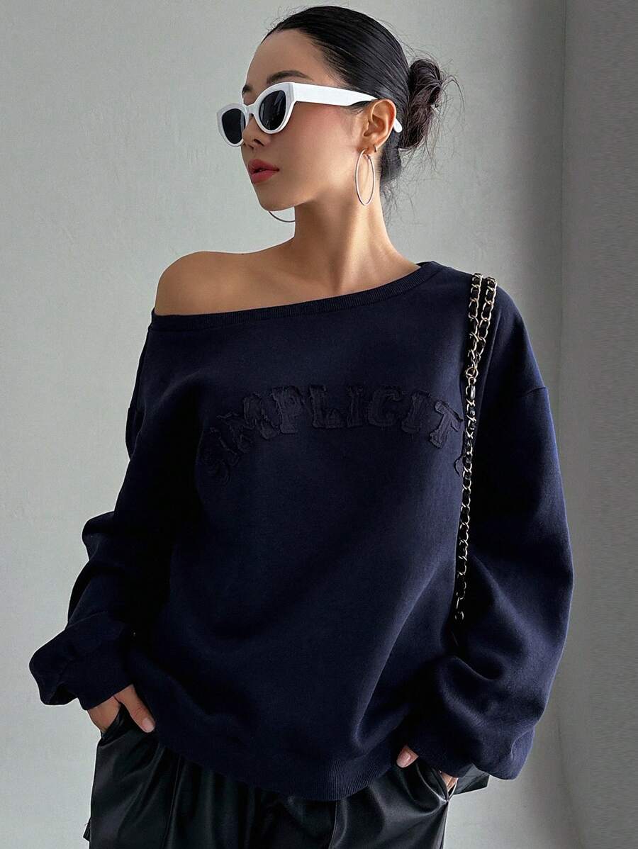 DAZY 字母壓紋落肩袖運動衫 - 藏蓝色 - 查看 1