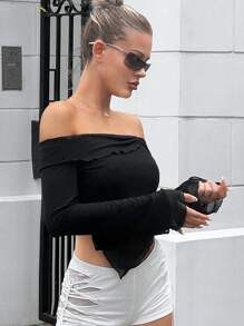 SHEIN ICON Off Shoulder Lettuce Trim Hanky Hem Crop Asymmetrical Top - Black - View 4