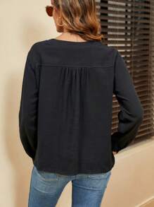 SHEIN LUNE 素色前紐扣口袋貼布襯衫