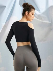 GLOWMODE FeatherFit™ Bold Routine Petal-Shaped Cut-Out Active Top With Thumbhole - Black - View 2