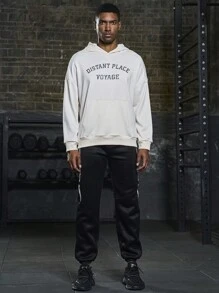 Manfinity Sport Corelite Sudadera con capucha deportiva de gráfico con lema de hombro caído para hombre