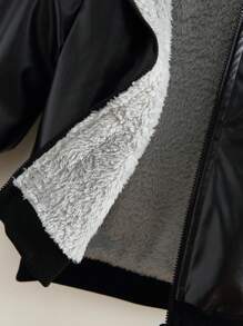 SHEIN 男小童拉鏈開襟加絨內裏連帽PU皮革夾克 - 黑色 - 查看 3