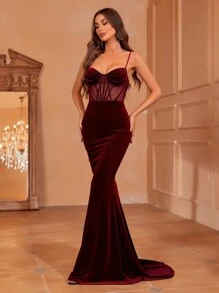 Faeriesty 链条细节透视网眼紧身胸衣天鹅绒吊带连衣裙