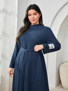 Mulvari 大碼棉字母貼布小高領繫腰帶洋裝 - 藍色 - 查看 6