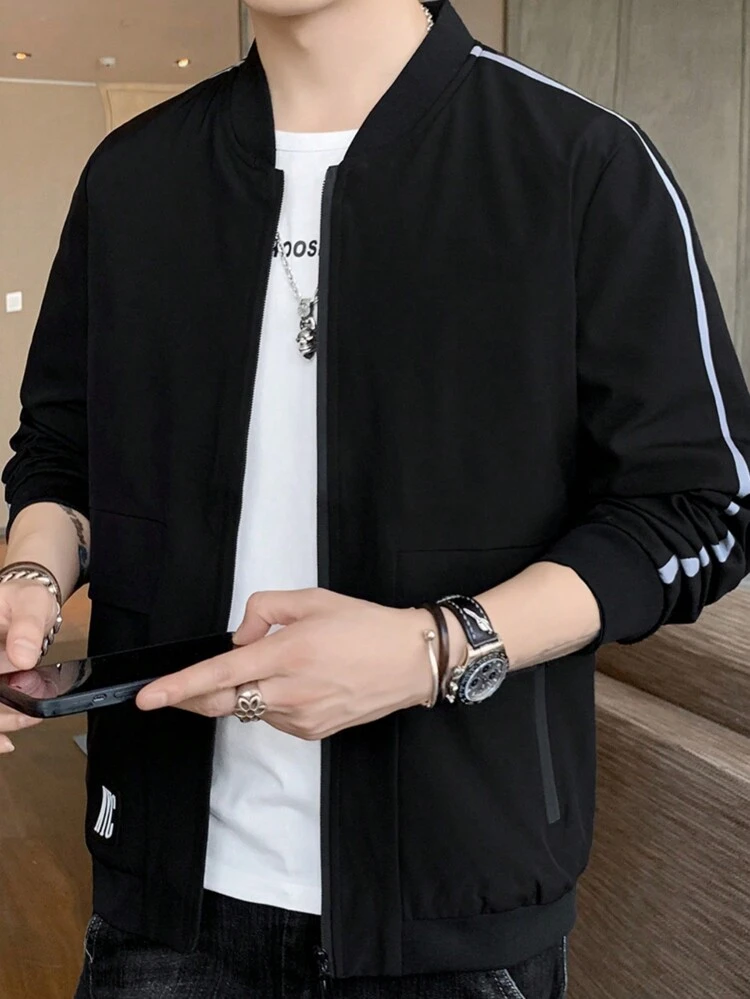 Loose Men's Bomber Jacket With Letter Patched Detail, Contrast Tape And Raglan Sleeves