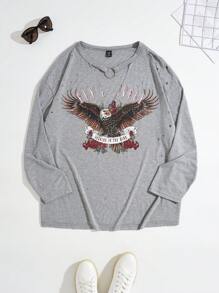 SHEIN EZwear Talla grande Camiseta de hombros caídos con estampado de águila y letra con abertura delantera desgarro - Gris - Ver 1