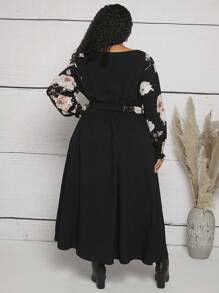 SHEIN CURVE+ Plus Floral Print Belted Dress - Multicolor - View 2