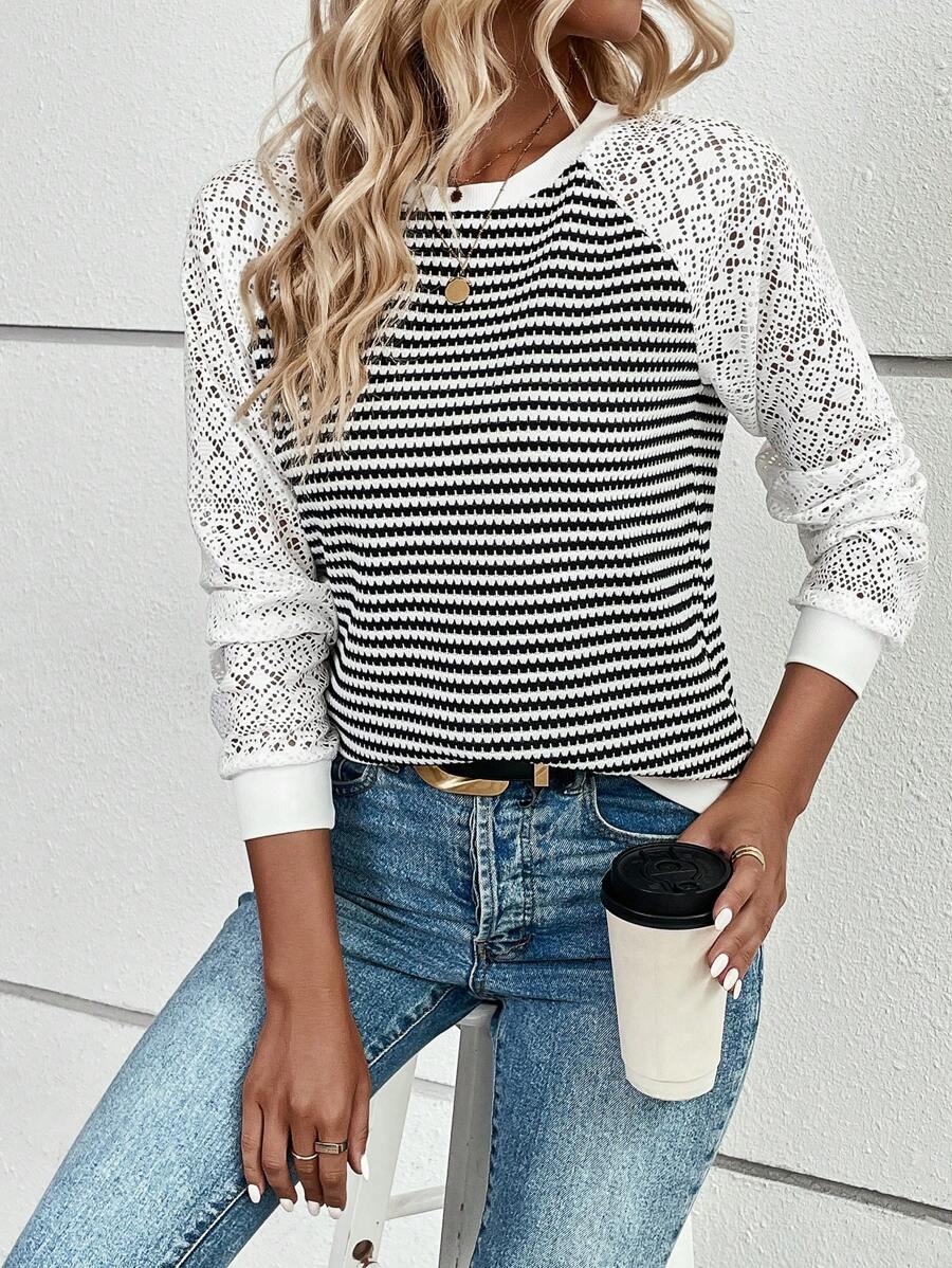 EMERY ROSE Striped Print Contrast Lace Raglan Sleeve Sweatshirt Graduation,Back To School Outfits,Graduation,Teacher Outfits For Women,Back To School Pullover Fall Outfit - Black and White - View 1