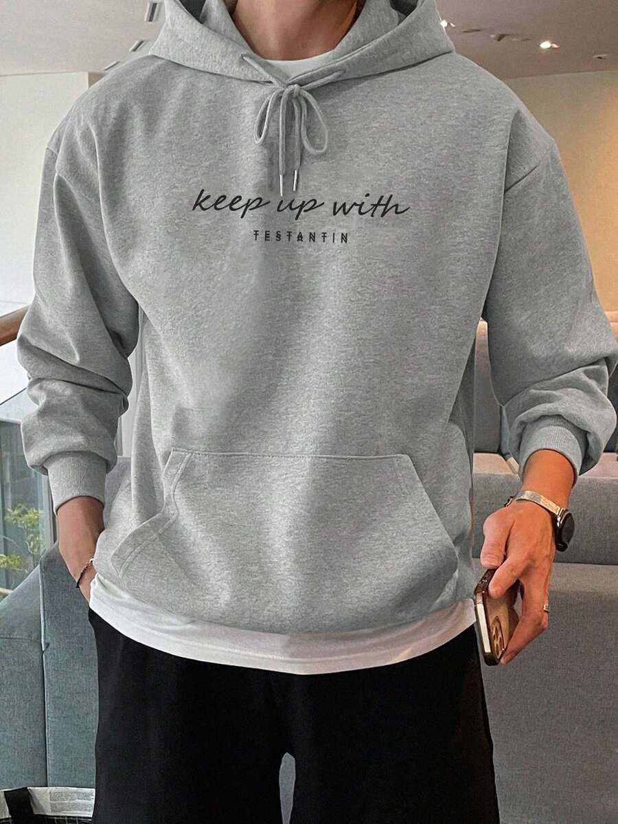 Hombres Capucha con estampado de slogan con bolsillo de canguro con cordón - Gris - Ver 1