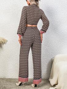Chiquease Top crop con estampado con nudo delantero & Pantalones de pierna ancha - Negro - Ver 2