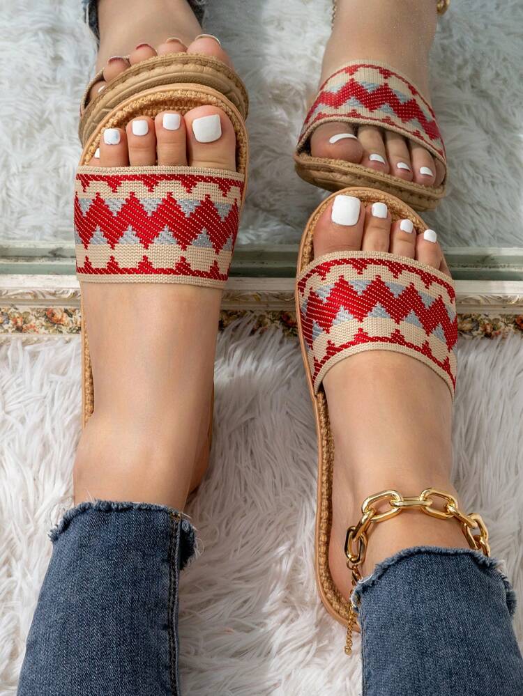 Fall/Winter Women's Spring/Summer Strap Red Wavy Pattern Indoor/Outdoor Slippers, Fashionable Grass Weave Bottom Summer Vacation Slippers For Women,Fluffy Slippers