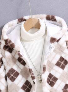 Young Boy Argyle Pattern Dual Pocket Hooded Teddy Lined Hooded Coat Without Sweater - Beige - View 5