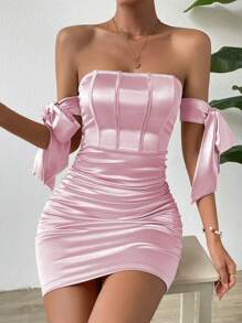 Allurite Váy ôm sát vai bằng vải satin có nút thắt bên hông - Màu Hồng baby - Xem 4