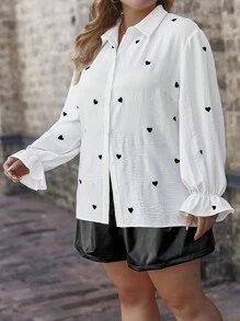 SHEIN Frenchy 大碼心形印花喇叭袖襯衫 - 黑與白 - 查看 5