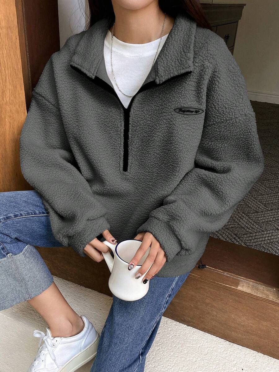 DAZY Thư được vá Một nửa khóa kéo Thả vai Teddy Áo nỉ - Màu xám đen - Xem 1