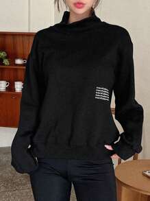 DAZY Áo nỉ cổ cao hở vai họa tiết chữ, Quần áo nữ mùa thu - màu đen - Xem 3