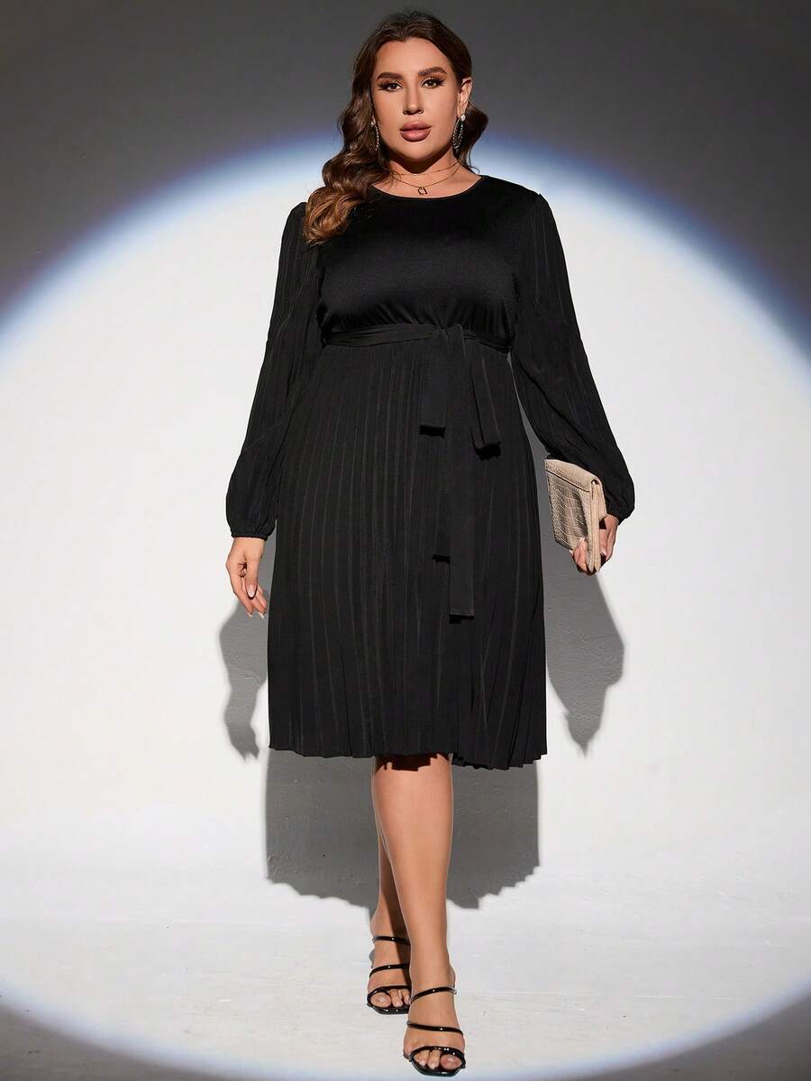 SHEIN Clasi 大碼燈籠袖百褶下擺繫腰帶洋裝 - 黑色 - 查看 1