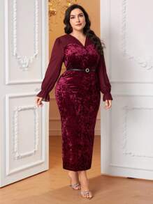 Modelyn 勃艮第红色加荷叶边袖开衩后背天鹅绒连衣裙（无腰带） - 酒紅色 - 查看 1