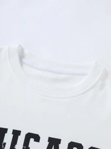 Manfinity Loose Men's Letter Graphic Pocket Patch Sweatshirt - White - View 5