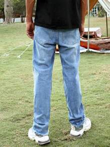 Manfinity EMRG Men Ripped Frayed Straight Leg Jeans - Light Wash - View 2