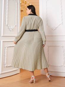 Modelyn 大碼通體印花撞色蕾絲束帶襯衫洋裝 - 杏色 - 查看 2