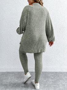 Calvaya Plus Cold Shoulder Split Hem Tee & Leggings - Green - View 2