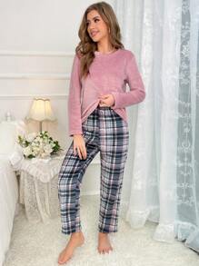 Ensemble de pyjama en flanelle avec haut et pantalon à carreaux