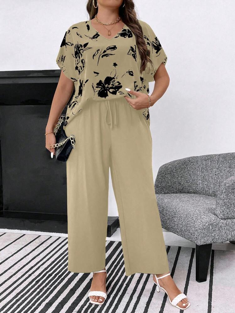 SHEIN LUNE Talla grande Pantalones con top con estampado floral de manga murciélago - Caqui - Añade 3