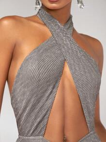 SHEIN BAE Cruzada Sem Costas Perna Flare Macacão Halter - Prata - Visão 6