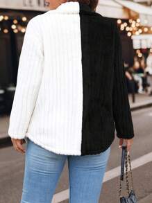 Calvaya Plus Christmas Two Tone Flap Detail Teddy Coat - Multicolor - View 2