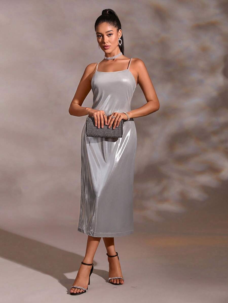 SHEIN BAE 純色吊帶洋裝 - 銀色 - 查看 1