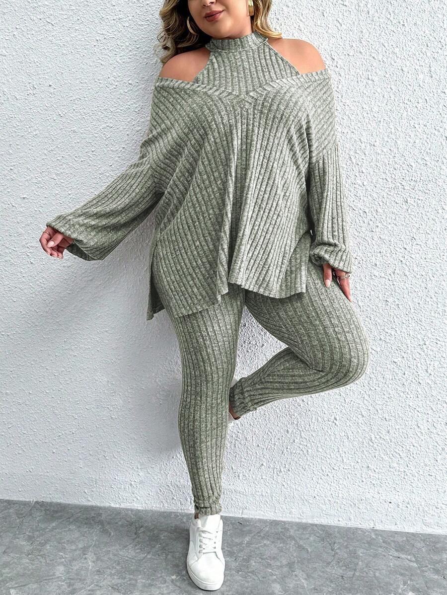 Calvaya Plus Cold Shoulder Split Hem Tee & Leggings - Green - View 1