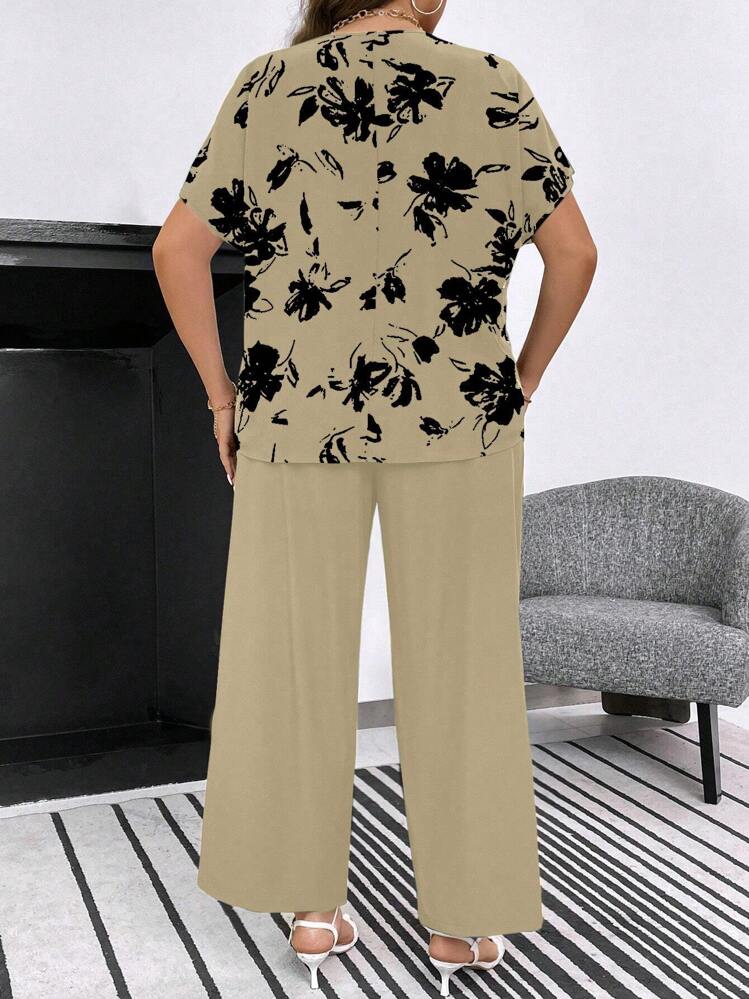 SHEIN LUNE Talla grande Pantalones con top con estampado floral de manga murciélago - Caqui - Añade 2