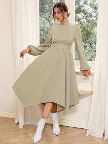 Aveloria 小高領燈籠袖手帕下擺洋裝