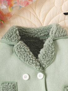 جاكيت صف ازرار مزدوجة بطباعة تيدي صف ازرار مزدوجة جيب مزدوج بنات للاطفال - أخضر - مشاهدة 3