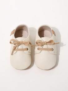 1 双男婴系带软底休闲运动鞋