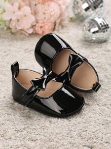 學院黑色瑪麗珍鞋適用於女孩嬰兒蝴蝶結裝飾貼布裝飾平底鞋