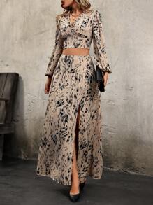 SHEIN Frenchy 通體印花燈籠袖短款上衣和開衩大腿裙 - 杏色 - 查看 4