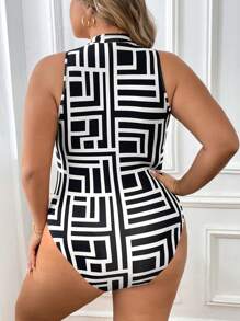 SHEIN Essnce Plus Geo Print Mock Neck Bodysuit - Black and White - View 2
