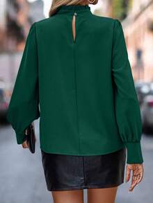 SHEIN Clasi 小高領紐扣細節燈籠袖襯衫 - 墨綠色 - 查看 2