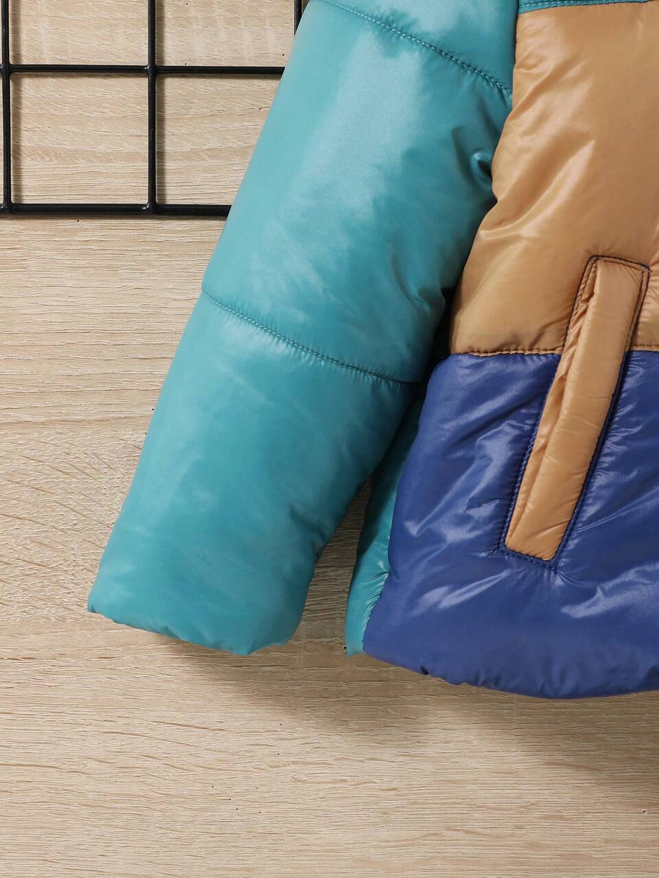 Baby Boy Colorblock Letter Patched Detail Hooded Padded Coat Without Tee