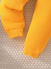 SHEIN 女小童字母圖案拉鏈連帽衫和運動褲 - 黃色 - 查看 5