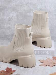 SHUZIA 人造皮革一腳蹬溝紋鞋底切爾西靴 - 米色 - 查看 5